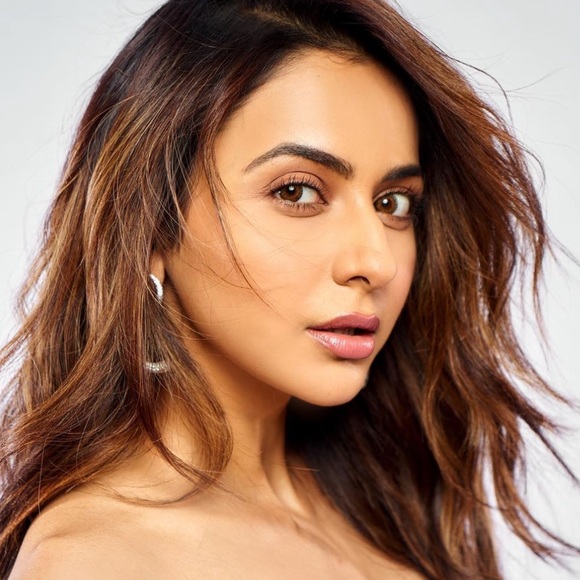 🧞♂️LE🧞♂️MAC Aladdin Collection Lipglass- Jewels On Jewels - Picture 7 of 16